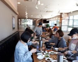 간담회